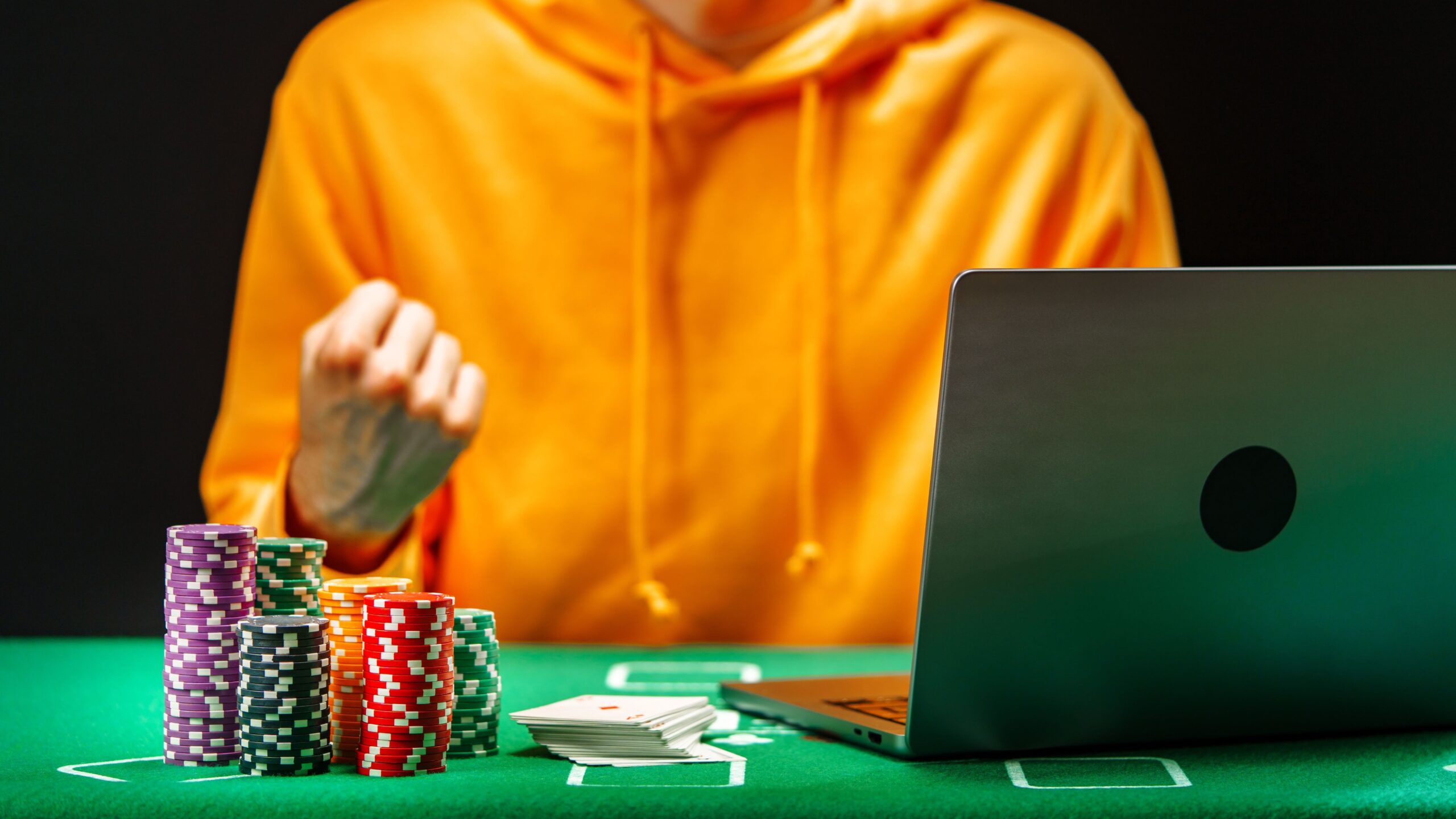 How to Join a Live Poker Table